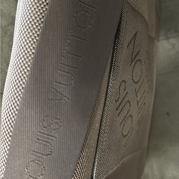 UNISEX Vintage LOUIS VUITTON TERRE DAMIER GEANT CITADIN MESSENGER BAG 🔥 - Picture 6 of 7